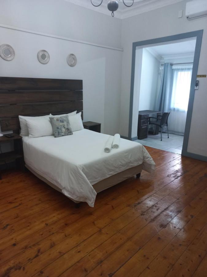 Triple9 Hatfield Guesthouse Претория Экстерьер фото